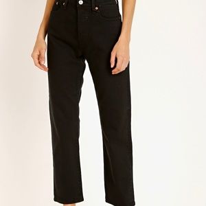 NWT 26” Levi’s Wedgie Straight (Cropped)